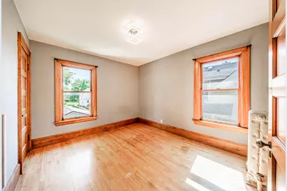 1574 S 79th St, West Allis, WI 53214 - Photo 35