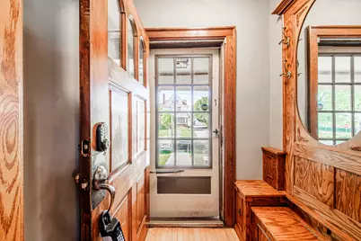 1574 S 79th St, West Allis, WI 53214 - Photo 5