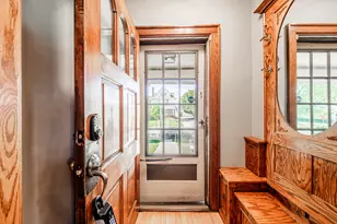 1574 S 79th St, West Allis, WI 53214 - Photo 5