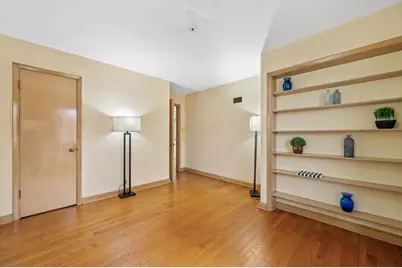 10541 W Woodward Ave, Wauwatosa, WI 53222 - Photo 19