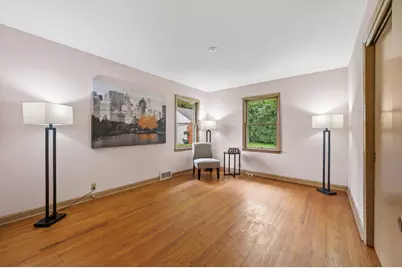 10541 W Woodward Ave, Wauwatosa, WI 53222 - Photo 15