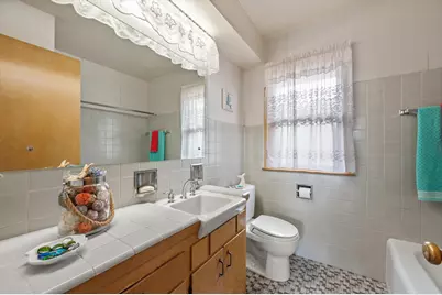 10541 W Woodward Ave, Wauwatosa, WI 53222 - Photo 13