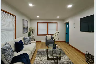2170 S 80th St, West Allis, WI 53219 - Photo 15