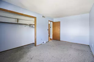 1336 S 92nd St, West Allis, WI 53214 - Photo 23