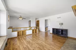 1336 S 92nd St, West Allis, WI 53214 - Photo 5