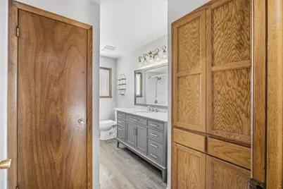 1336 S 92nd St, West Allis, WI 53214 - Photo 11