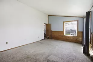 1336 S 92nd St, West Allis, WI 53214 - Photo 17