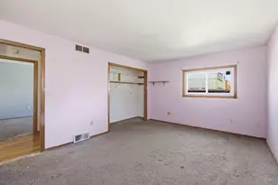 1336 S 92nd St, West Allis, WI 53214 - Photo 19
