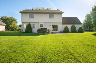 1142 Mulberry Ln, Racine, WI 53182 - Photo 31