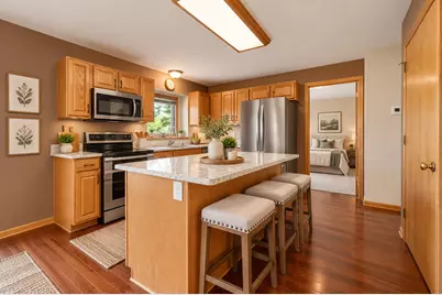 1142  Mulberry Ln, Racine, WI 53182 - Photo 7