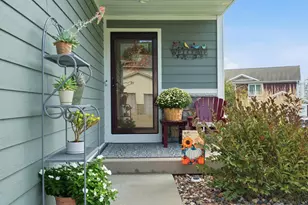 477 Coronado Cir, Onalaska, WI 54650 - Photo 5