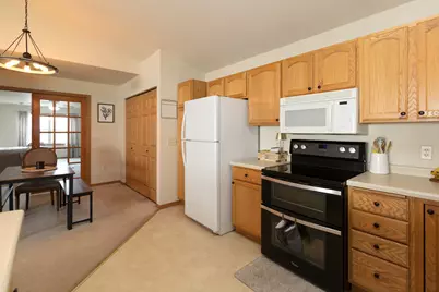 724  Wood River Ct #3, West Bend, WI 53095 - Photo 9