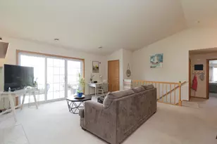 724 Wood River Ct, West Bend, WI 53095 - Photo 11