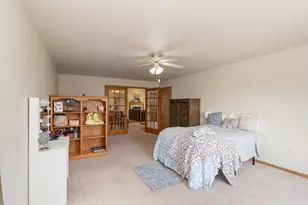 724 Wood River Ct, West Bend, WI 53095 - Photo 19
