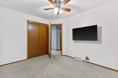 S77W22250  Eleanor St, Vernon, WI 53150 - Photo 17