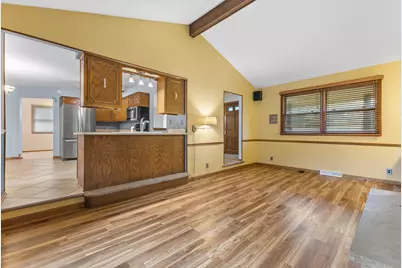 S77W22250  Eleanor St, Vernon, WI 53150 - Photo 3