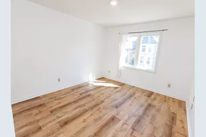1112 E Lyon St #1112, Milwaukee, WI 53202 - Photo 19