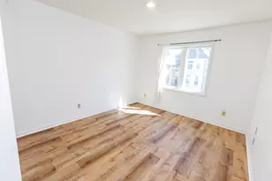 1112 E Lyon St, Milwaukee, WI 53202 - Photo 19
