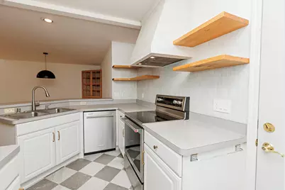 1112 E Lyon St #1112, Milwaukee, WI 53202 - Photo 9