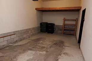 1112 E Lyon St, Milwaukee, WI 53202 - Photo 33