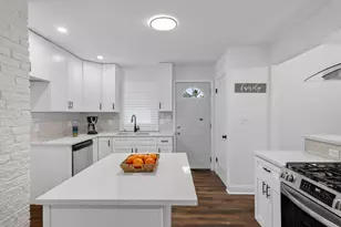 4808 S 24th St, Milwaukee, WI 53221 - Photo 5