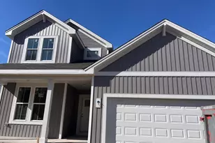 1309 Mt Vernon Dr, Hartford, WI 53027 - Photo 3