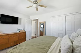 N85W15153 Mac Arthur Dr, Menomonee Falls, WI 53051 - Photo 17