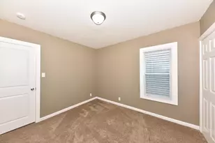 2543 N 37th St, Milwaukee, WI 53210 - Photo 19