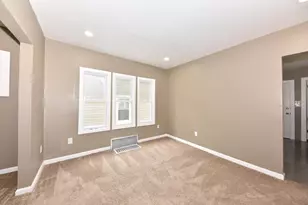 2543 N 37th St, Milwaukee, WI 53210 - Photo 5