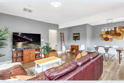 3041 N Oakland Ave #3043, Milwaukee, WI 53211 - Photo 1