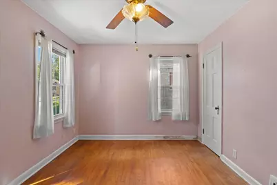 10533 W Everett Cir, West Allis, WI 53214 - Photo 11