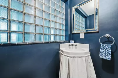 5259 N Kent Ave, Whitefish Bay, WI 53217 - Photo 23