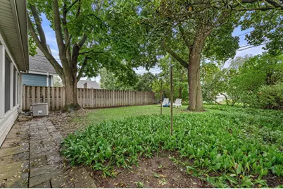 5259 N Kent Ave, Whitefish Bay, WI 53217 - Photo 37