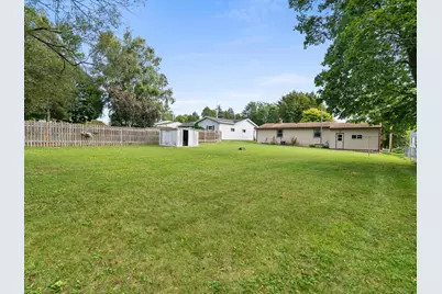 631  Elm St, Mishicot, WI 54228 - Photo 21