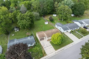 631 Elm St, Mishicot, WI 54228 - Photo 23