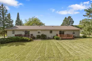 1125 Schoenhaar Dr, West Bend, WI 53090 - Photo 17