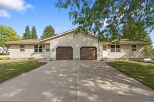1127 Schoenhaar Dr, West Bend, WI 53090 - Photo 21
