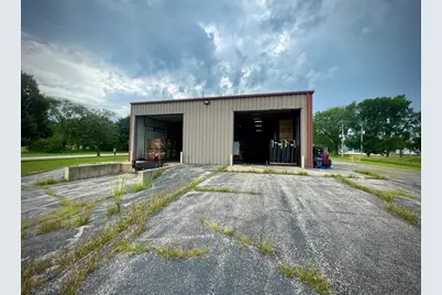 814 E Comercial Ave, Whitewater, WI 53190 - Photo 3