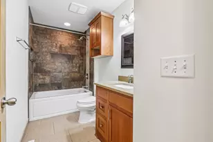 2416 Brentwood Dr, Waukesha, WI 53188 - Photo 29