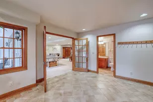 W36 Oakwood Dr, Delafield, WI 53018 - Photo 55