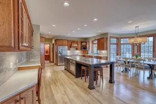 W36 Oakwood Dr, Delafield, WI 53018 - Photo 7