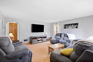 2544 S 16th St, La Crosse, WI 54601 - Photo 3