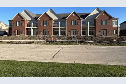 2384 W Colonial Woods Dr #103, Oak Creek, WI 53154 - Photo 1
