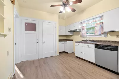 5827 N 40 St #5827A, Milwaukee, WI 53209 - Photo 5