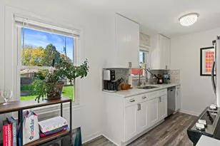 2717 S 51st St, Milwaukee, WI 53219 - Photo 9