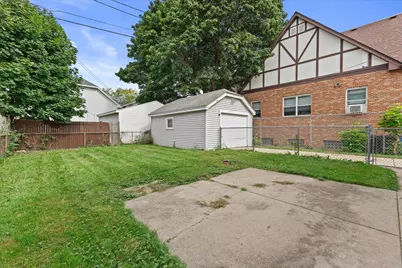 3002  Bate St, Racine, WI 53403 - Photo 23