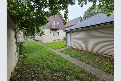 2944 N 47th St #2946, Milwaukee, WI 53210 - Photo 17