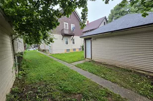 2944 N 47th St, Milwaukee, WI 53210 - Photo 17