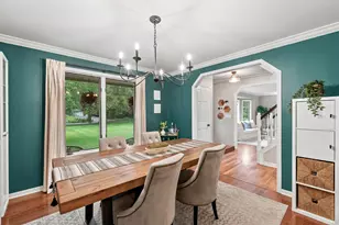10946 N Sherwood Dr, Mequon, WI 53092 - Photo 17