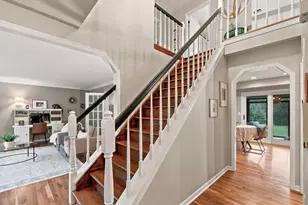 10946 N Sherwood Dr, Mequon, WI 53092 - Photo 7
